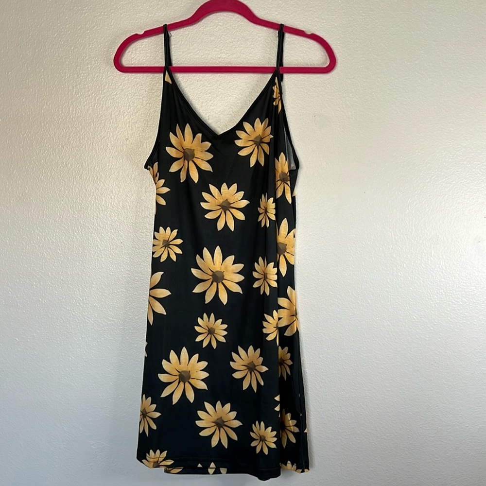 NWOT Amazon Sunflower Yellow Flower Floral Dress sz XL